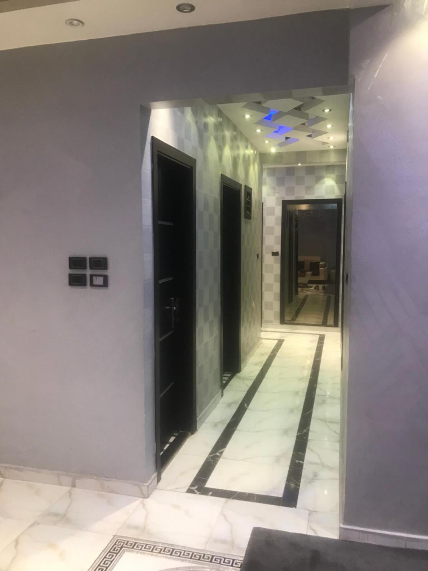 فاخرة بشارع جامعة الدول العربية